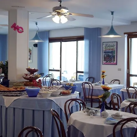 Piccolo Hotel