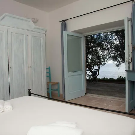 Piccolo 4* Castro (Lecce)